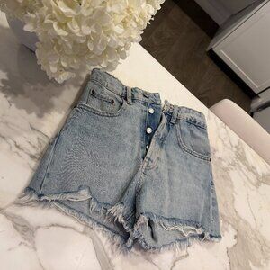 Zara - Short High Rise Fringe Denim Jeans